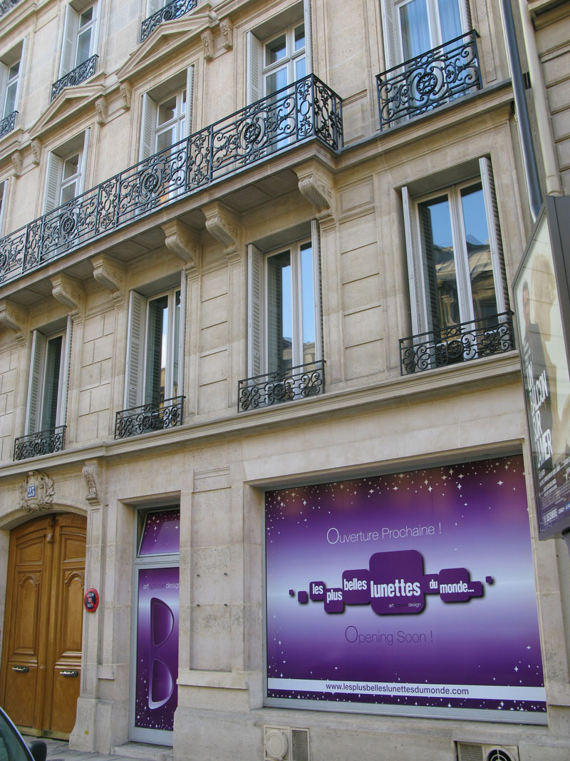 Le futur Concept Store Les Plus Belles Lunettes du Monde rue François 1er à Paris